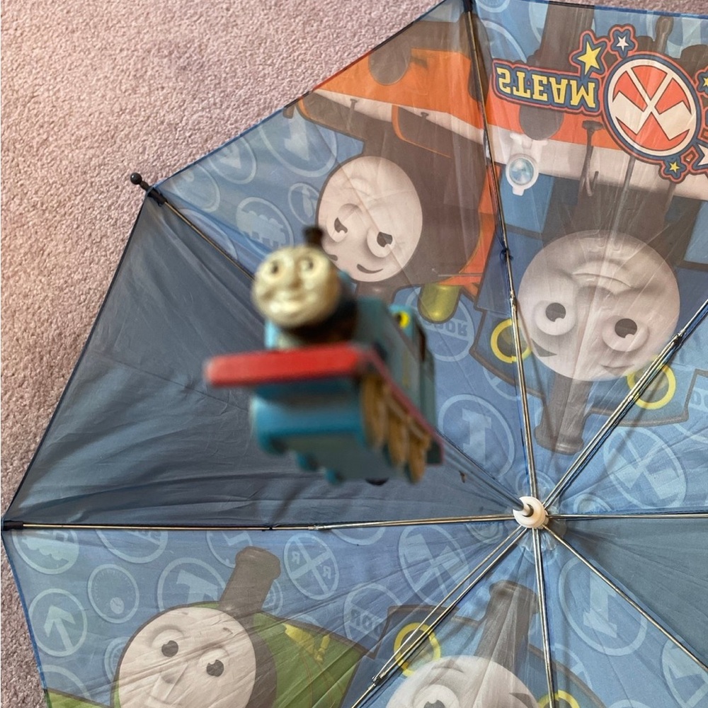Thomas & Friends Kids Umbrella Steam Team - Picture 6 of 8